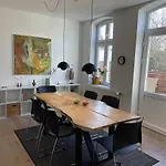 Βίλα Charming Townhouse In The Heart Of *