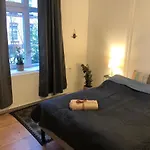 Βίλα Charming Townhouse In The Heart Of *