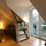 Βίλα Charming Townhouse In The Heart Of *