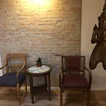 Βίλα Charming Townhouse In The Heart Of