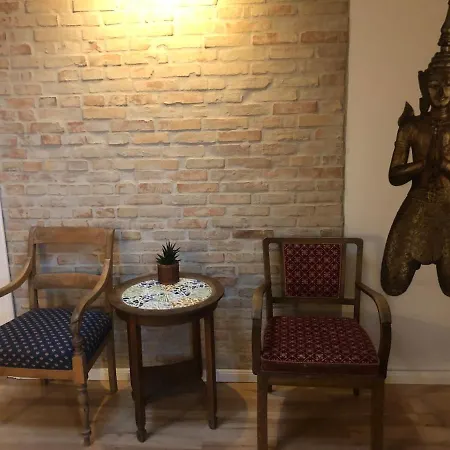 Willa Charming Townhouse In The Heart Of